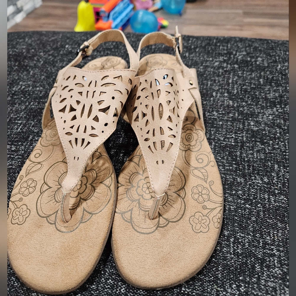 Mootsie Tootsies Tan Cinda sandal